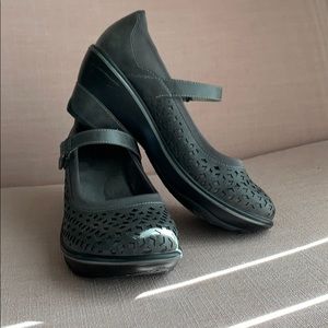 Mary Jane Shoes platform intricate design